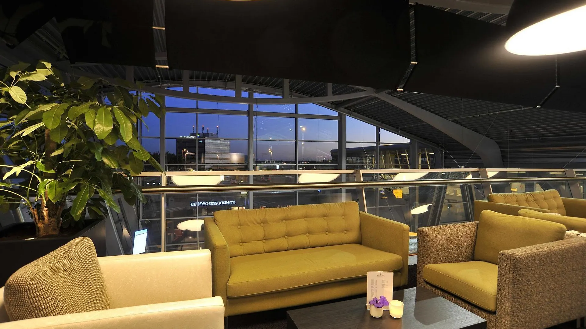 Tulip Inn Eindhoven Airport מלון