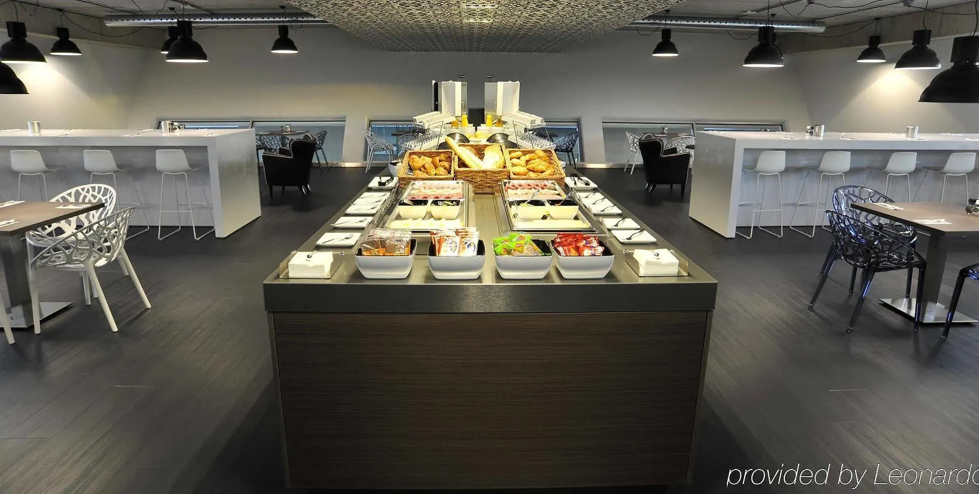 מלון Tulip Inn Eindhoven Airport